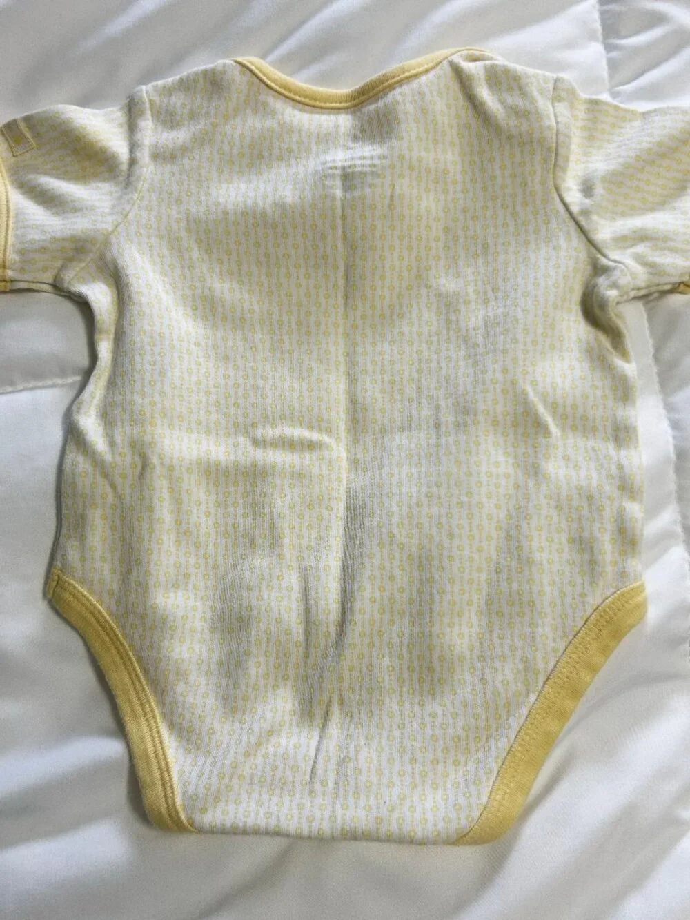 0-3 mos Baby Short Sleeve Bodysuit Lot - 5 pieces - unisex yellow ducks